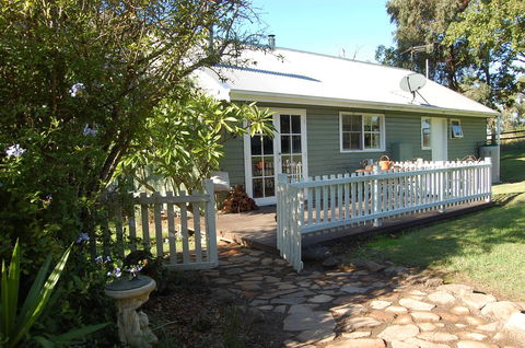 Cadair Cottages - Accommodation Noosa 9