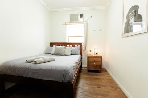 Mad Monkey Broadway - Accommodation Noosa 21