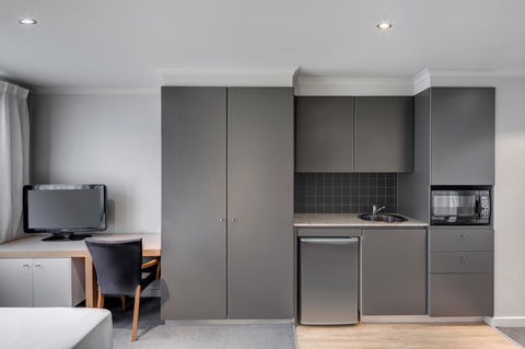 Adina Apartment Hotel Chippendale - Accommodation Noosa 17