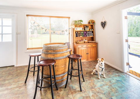 Madigan Wine Country Cottages - Accommodation Noosa 23