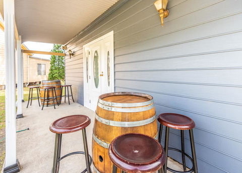 Madigan Wine Country Cottages - Accommodation Noosa 21