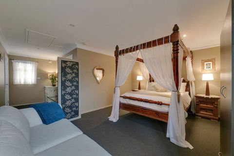 Mountainside B & B - Accommodation Noosa 28