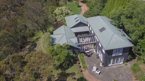 Mountainside B & B - Accommodation Noosa 7