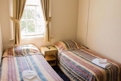 Gardners Inn Hotel - Accommodation Noosa 37