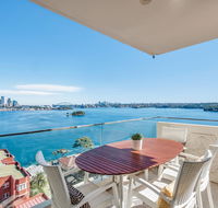 Panoramic harbour views and unbeatable comfort - Accommodation Noosa