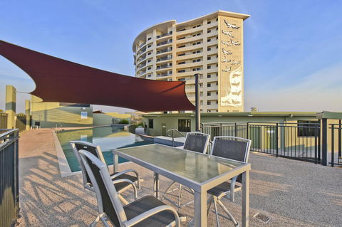 Nomikis\'On The Avenue - Accommodation Noosa 12