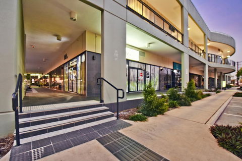 Nomikis\'On The Avenue - Accommodation Noosa 8