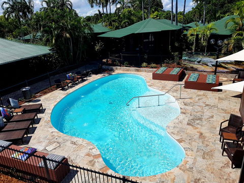 Palms City Resort - Accommodation Noosa 2