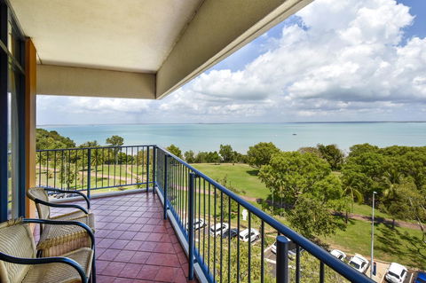 Mantra On The Esplanade - Accommodation Noosa 6