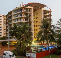 Cullen Bay Resorts - Accommodation Noosa