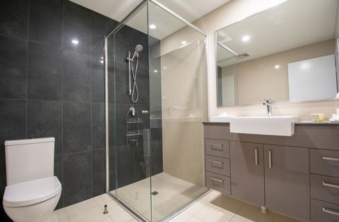 Magnum Serviced Apartments - Accommodation Noosa 10