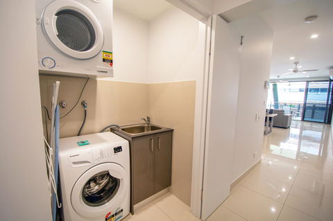 Magnum Serviced Apartments - Accommodation Noosa 15