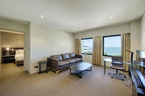 Hilton Darwin - Accommodation Noosa 12