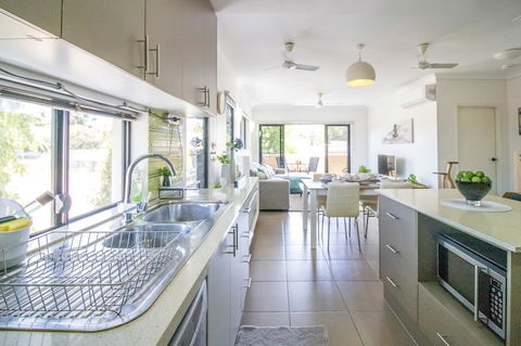 ZEN QUEST - The NOMADS PAD Near Nightcliff Markets & Sunset Foreshore - Accommodation Noosa 25