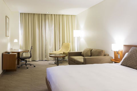 Novotel Canberra - Accommodation Noosa 33