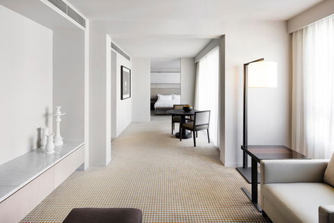 Hotel Realm - Accommodation Noosa 13