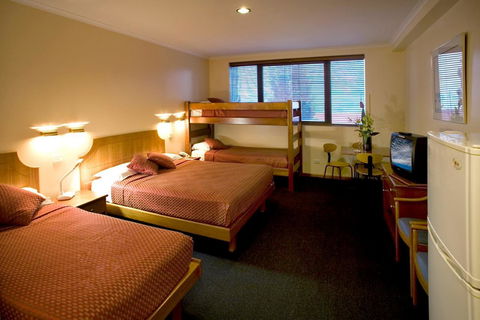 Madison Capital Executive Apartments - Accommodation Noosa 4
