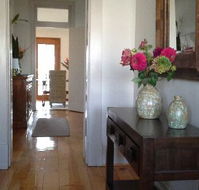 Book Keepers Cottage - Accommodation Noosa