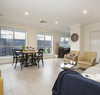 BOUTIQUE STAYS - Gumflower - Accommodation Noosa
