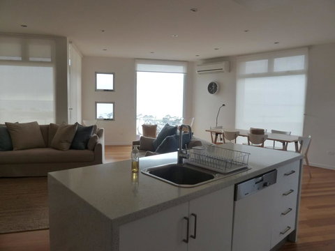 Bridport Horizon Views - Accommodation Noosa 2