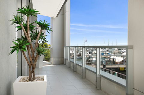 Cairns Private Apartments - Accommodation Noosa 2