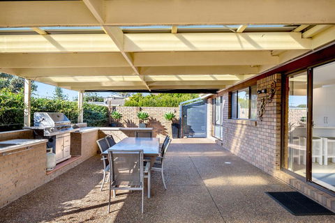 Campbell Avenue, 28 - Accommodation Noosa 0