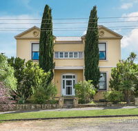 Campbell House - Accommodation Noosa