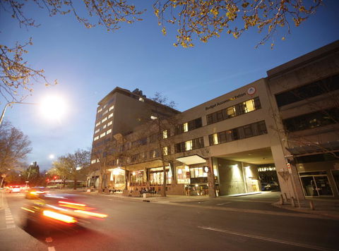 Canberra City YHA - Accommodation Noosa 0