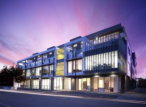 Caroline Serviced Apartments Brighton - Accommodation Noosa 0