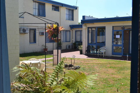 Chadstone Executive Motel - Accommodation Noosa 2