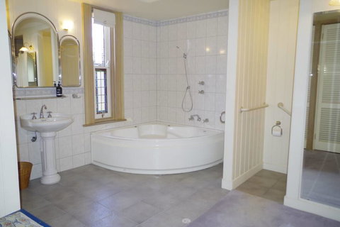 Charlottes Cottage - Accommodation Noosa 1