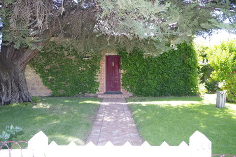 Charlottes Cottage - Accommodation Noosa 0