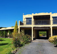 Chateau Bass - Accommodation Noosa