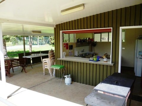 Christmas Creek CafÃ© & Cabins - Accommodation Noosa 1