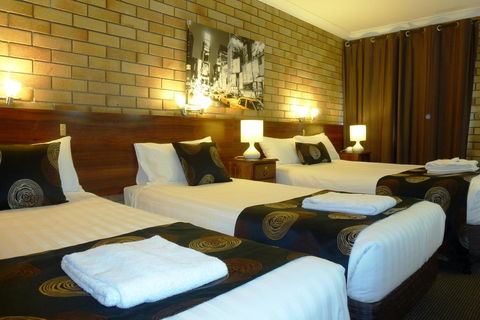 City View Motel - Accommodation Noosa 2