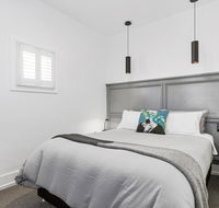 Colonial Hampdens - Accommodation Noosa