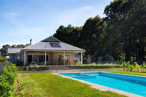 Cooinda - Accommodation Noosa 0