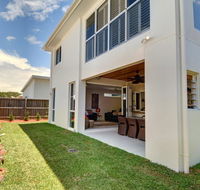 Coolum Street 41 Dicky Beach - Accommodation Noosa