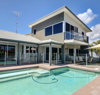 Coorumbong 36 - 6 BDRM Canal Home With Pool - Accommodation Noosa