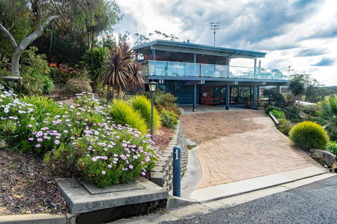 Coota Views - Accommodation Noosa 2