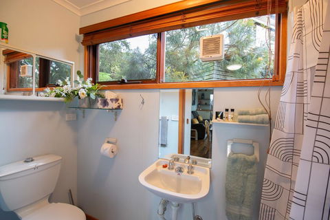 Coota Views Unit - Accommodation Noosa 3