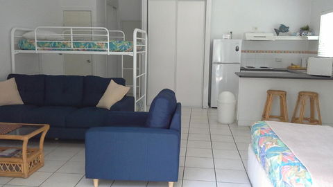 Coral Suite In Resort Complex - Accommodation Noosa 1