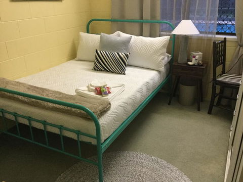 Cosy Bed & Breakfast - Accommodation Noosa 2