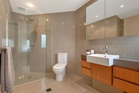 COTTON BEACH APARTMENT 35 - POOL VIEWS - Accommodation Noosa 2