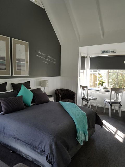 Creek Cottage Bed And Breakfast - Accommodation Noosa 2