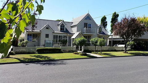 Creek Cottage Bed And Breakfast - Accommodation Noosa 0