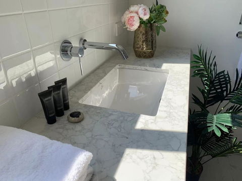 Delicate And Peaceful Bundoora Townhouse 7-R1 - Accommodation Noosa 2