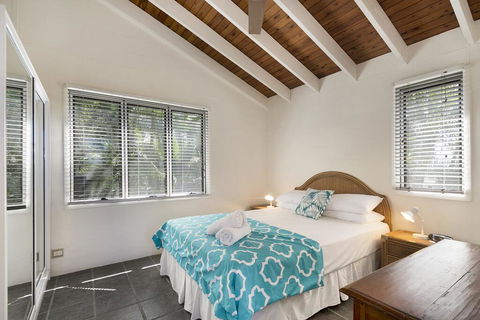 Descola 10 - Accommodation Noosa 2