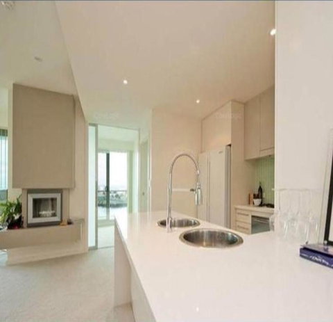 Dolphin View At Spinnaker - Accommodation Noosa 2