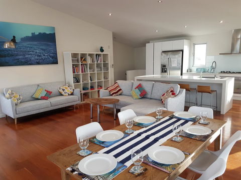 Dream Catcher Beach House - Shellharbour - Accommodation Noosa 0